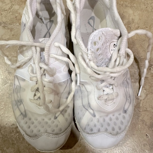 Nfinity Womens Vengeance Cheerleading Shoes - Picture 1 of 7